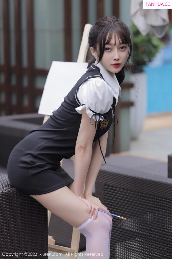 玥儿玥  [XiuRen]高清写真图 2023.06.09 No.6889 玥儿玥er 丝袜美腿第4张图片